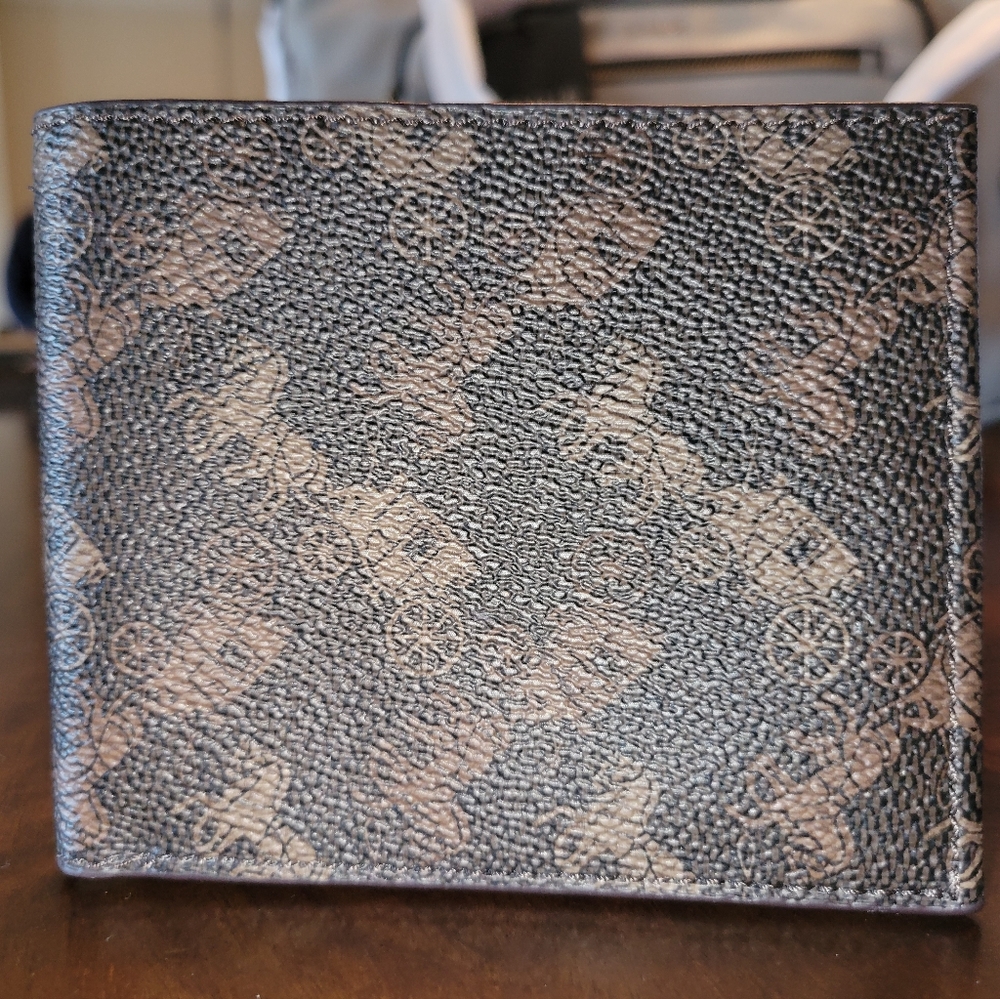Coach Double Billfold Wallet With Horse & Carriage Print